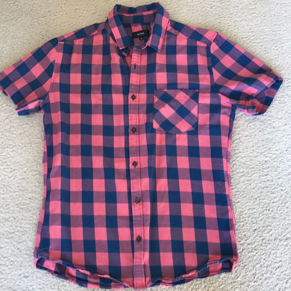 Nutexrol button down t-shirt